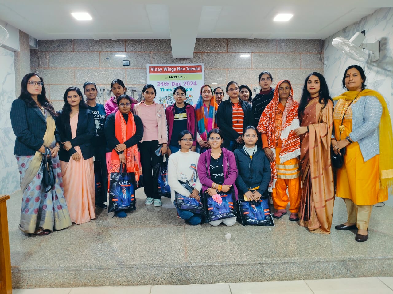 विनय विंग्स नवजीवन ने महिलाओं के सम्मान में आयोजित किया  समारोह