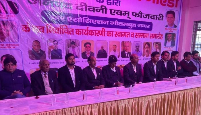 बार एसोसिएशन ने नवनिर्वाचित कार्यकारिणी का भव्य स्वागत किया