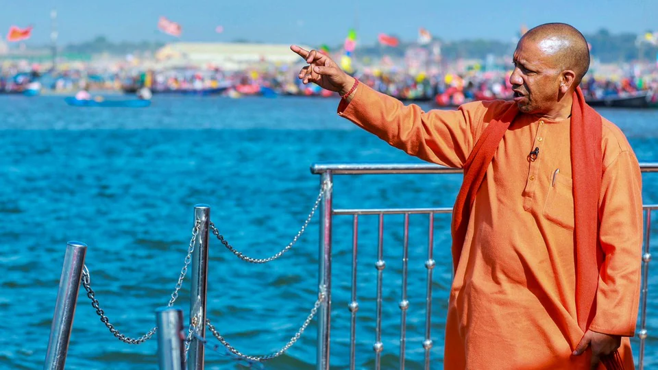 सीएम योगी का विपक्ष पर हमला: महाकुंभ को बदनाम करने की साजिश, संगम का जल आचमन योग्य