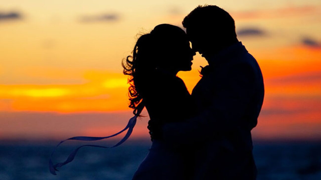 सच्चा प्यार: एक-दूसरे का साथ निभाना प्यार सिर्फ शब्दों से नहीं, बल्कि साथ बिताए पलों और परवाह से जाहिर होता है।