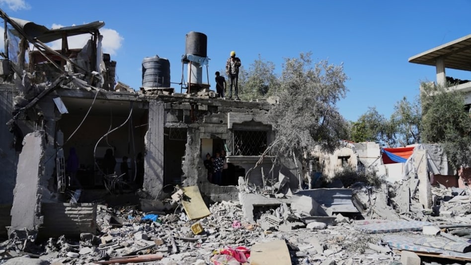 इज़राइल के हमलों से गाजा में तबाही, 400 से ज्यादा की मौत, भारत ने जताई चिंता