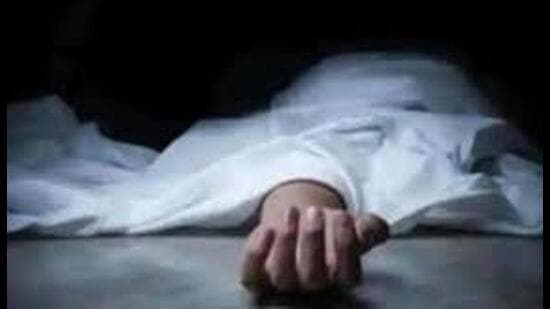 एटा: घर के अंदर सो रहे किशोर की गला दबाकर हत्या, पुलिस कर रही जांच