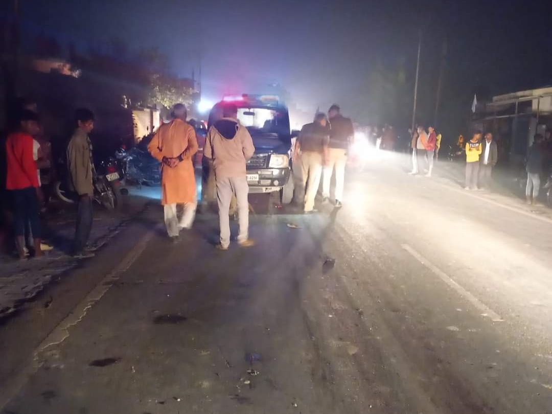 बेकाबू डंपर ने ली दो जिंदगियां, जीजा-साला की मौत