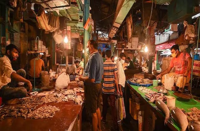 नवरात्र के अवसर पर मीट और मछली की दुकानों को बंद करने की मांग