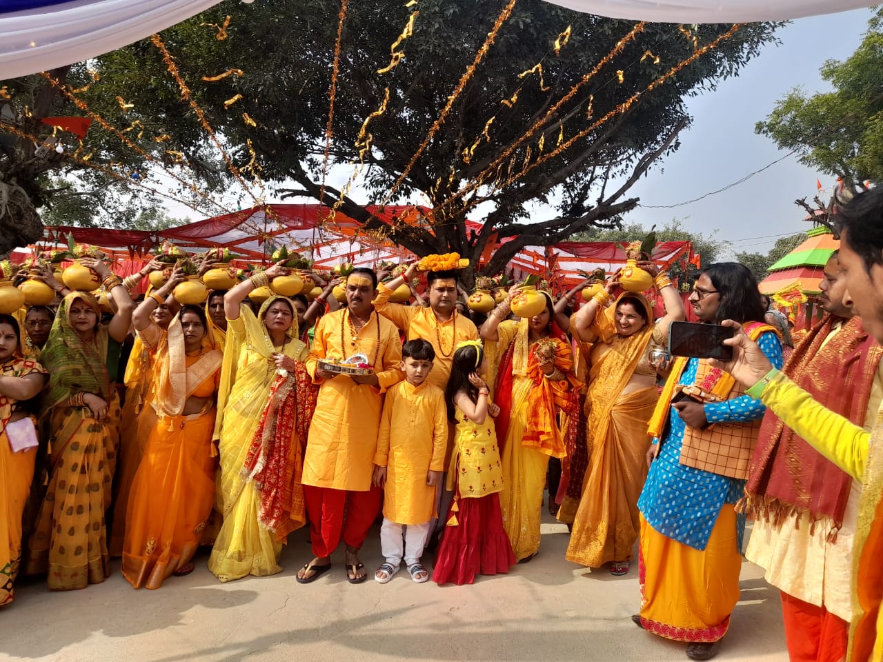 पूर्वांचल रायल सिटी सेंटर सोसायटी में श्रीमद्भागवत कथा का दूसरा दिन भावपूर्ण रहा