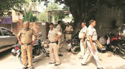 फर्नीचर की दुकान से कामगार नाबालिग को लेकर फरार, पुलिस तलाश में जुटी