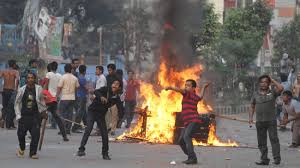 बांग्लादेश हिंसा की आग लंदन तक, भारतीयों के विरोध प्रदर्शन में खालिस्तानी घुसे, मचा हंगामा