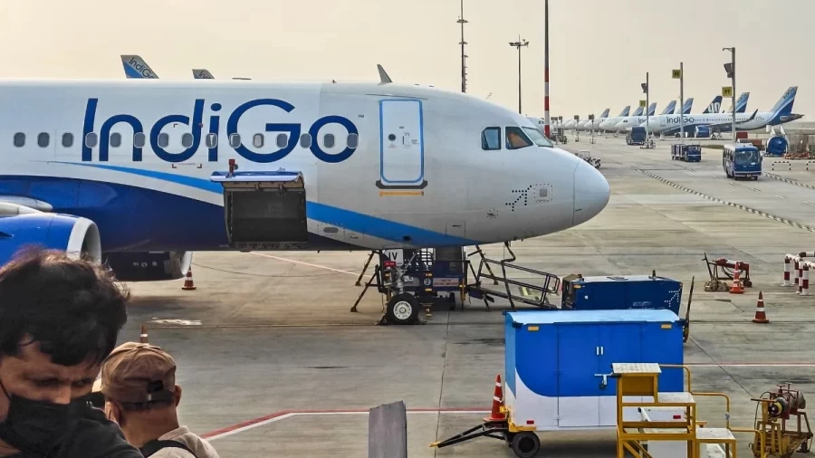 IndiGo संकट गहराया: 5000 से ज्यादा उड़ानें रद्द, अब एंटीट्रस्ट जांच का खतरा